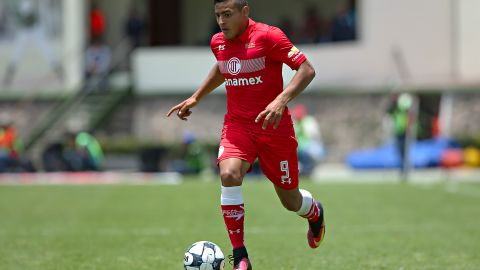 Alexis Vega llega a Chivas para el torneo Clausura 2018