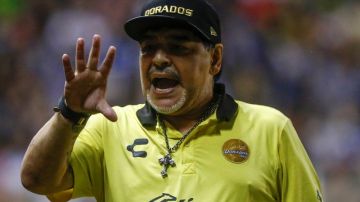 Maradona no pudo hacer campeones a los Dorados de Sinaloa y además fue provocado por la afición del Atlético San Luis.