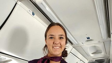 l1lj1-dad-on-flights-christmas