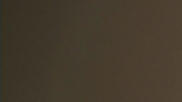 InSight Mars parece celebrar el éxito con una simple elevación del brazo.