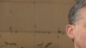 Rosen, el empleado judío de mayor rango en la Policía, alegó que Spagnoli lo degradó durante una reestructuración del Departamento y que esto se basó en sus creencias religiosas. (@KTLA)