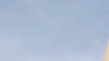 Miembros de la Coalición Uplift Inglewood protestaron por el aumento descontrolado de rentas en la ciudad de Inglewood. (Aurelia Ventura/La Opinion)