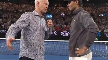 John McEnroe entrevistó a Rafael Nadal, luego de su duelo en el Abierto de Australia