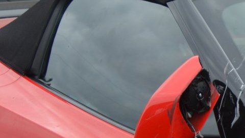 ¡Qué hacían unos niños en un concesionario de Carmax de noche?
