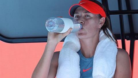 La tenista rusa Maria Sharapova debutó con el pie derecho en el Abierto de Australia.