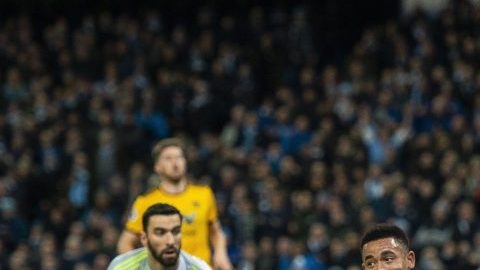 El brasileño Gabriel Jesús del Manchester City le anotó doblete al Wolverhampton.