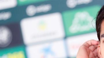 Diego Lainez debutó el fin de semana con el Real Betis