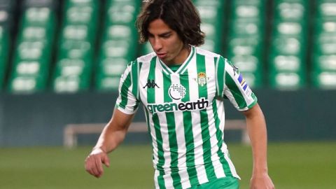 El jugador mexicano Diego Laínez debutó con triunfo en el Real Betis,de España.