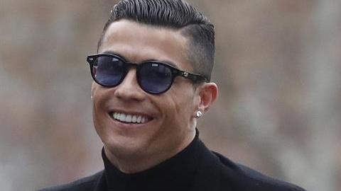 Cristiano Ronaldo llegó acompañado de su pareja, Georgina Rodríguez