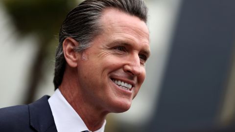 Newsom espera conseguir el respaldo de los legisladores para cumplir con una de sus promesas de campaña.