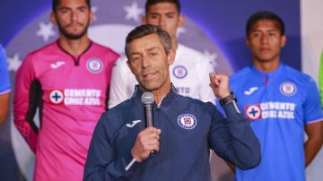 Pedro Caixinha director técnico de la Máquina Celeste del Cruz Azul.