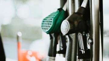 La gasolina subió $2.79 por galón en el 2018