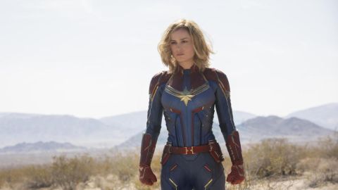 Brie Larson como Captain Marvel.