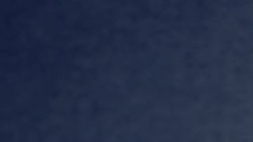 Los hombres suelen llegar al límite de su crédito más frecuentemente que las mujeres./Shutterstock