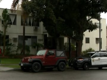 Las autoridades respondieron a un llamado de emergencia en la residencia ubicada en Laurel Avenue, West Hollywood.