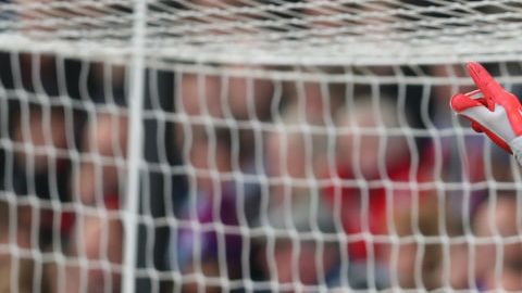 Wayne Hennessey, portero del Crystal Palace, es investigado por presuntamente haber hecho el saludo nazi