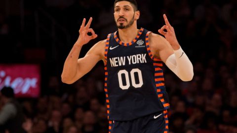 Enes Kanter es un jugador turco de la NBA que juega como pívot en los Knicks