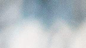 Emma Coronel sigue acudiendo a la corte en Brooklyn.