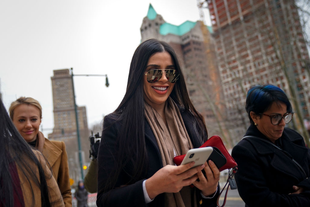 Sorprende Nueva Cuenta Oficial De Emma Coronel En Instagram Con Foto Al Natural La Opinion