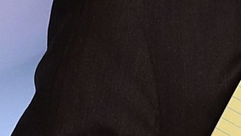 John Bolton mostró un cuaderno donde establece el envío de las tropas.