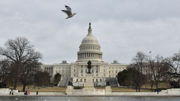 El Senado de Estados Unidos rechazó este jueves dos propuestas para posibilitar la reapertura de la Administración gubernamental.
