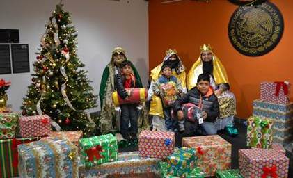 Los Reyes Magos llevarán regalos para los niños asistentes. / foto: consulmex.