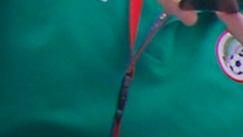 Zague fue blanco de burlas durante una firma de autógrafos