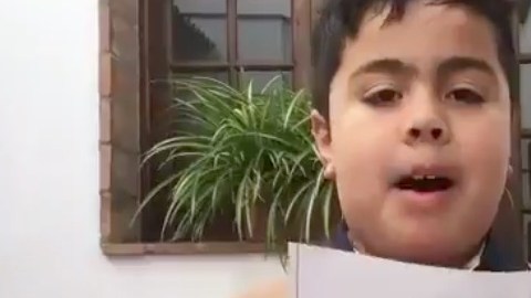 Un niño pide que los Reyes Magos "se lleven" al presidente.