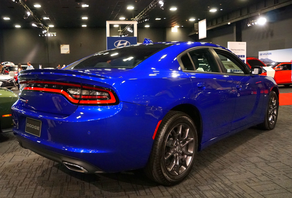 Dodge Charger 2019 vs la competencia ¿Con cuál te quedas? - La Opinión