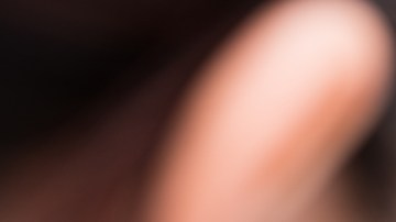 No escucha voces de hombres