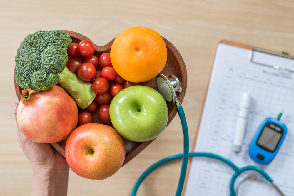 Conoce los mejores alimentos para la dieta diabética, son ricos en fibra, antioxidantes, vitaminas y minerales.