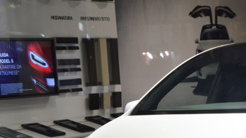 Tesla Model X 2018