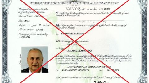Un documento podría ser inválido para un inmigrante si tuviera errores tipográficos.