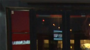 Sonya MacMillan le pagó la compra a un anciano de 84.