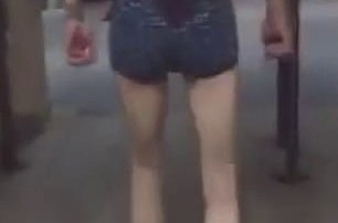 Un hombre ruso aparece en el hospital con un cuchillo clavado en la espalda.