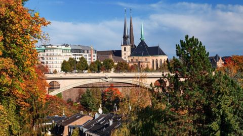Uno puede recorrer todo Luxemburgo en dos horas.