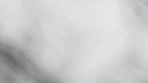 Un hombre quita nieve en St. Paul, Minnesota.