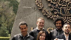 El equipo de Club de Cuervos quiso reunirse con López Obrador, pero no tuvo suerte