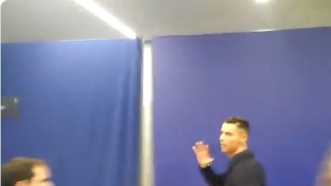 Cristiano Ronaldo se despidió de los periodistas, echando en cara los cinco títulos que ha conseguido en la Champions League