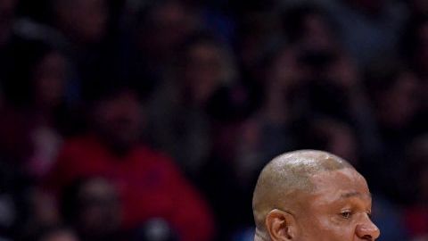 Doc Rivers le rindió homenaje a Dirk Nowitzki al final del partido