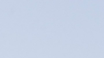 Un elefante entretiene a los espectadores durante una evento realizado al frente del Staple Center en el 2014.