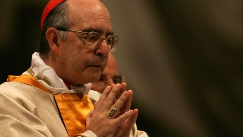 Alfonso López Trujillo, cardenal fallecido.