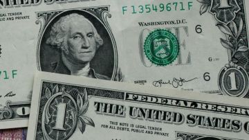 El dólar enfrenta pérdidas a nivel mundial.