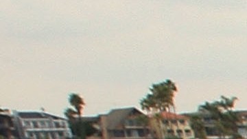 Residentes de Seal Beach expresaron su preocupación ya que la acumulación de basura se presenta frecuentemente durante el período de lluvias.