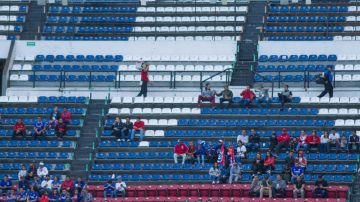 La tribuna del Estadio Azteca durante el pasado Cruz Azul vs. Xolos de Tijuana.