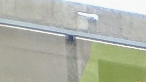 Francisco González es conductor de Uber y tiene un anuncio digital en su vehículo el cual le genera $300 extra por mes. (Jacqueline García)