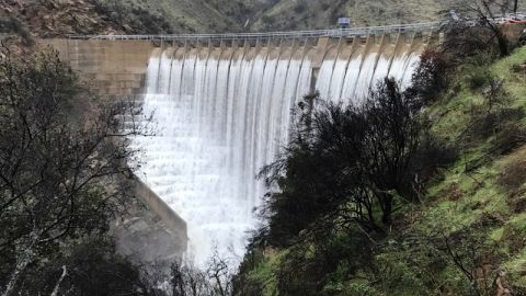 El distrito del Agua de Montecito reportó el pasado 3 de febrero que la Presa Juncal vertió sus aguas por primera vez desde 2011.