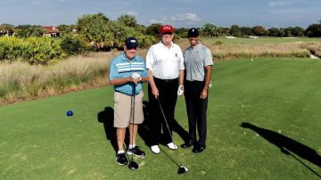 El presidente Donald Trump logró reunir a Tiger Woods y Jack Nicklaus