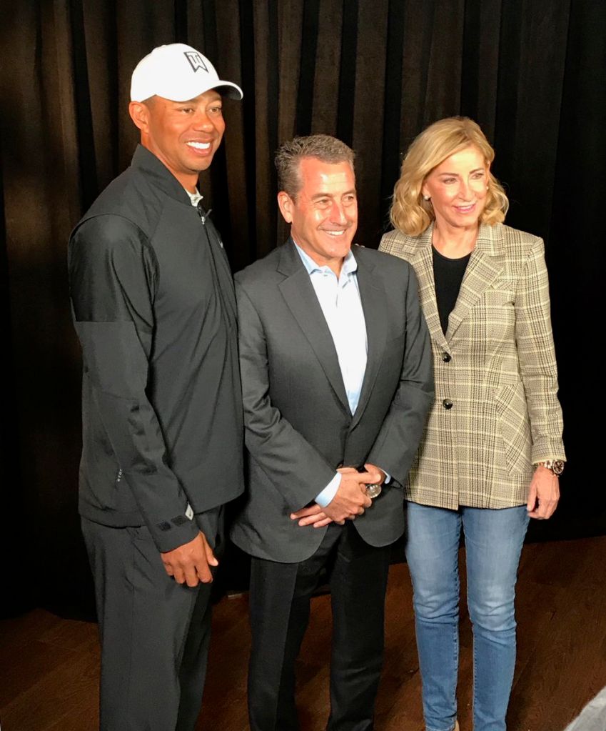 Doug Kimmelman (centro) encabeza el proyecto; Tiger Woods (izq.) y USTA mediante Chris Evert (der.) unen esfuerzos.