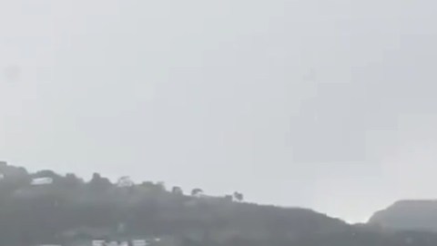 La nieve ha descendido en las montañas de Santa Mónica a alturas que van desde los 1.500 pies.
